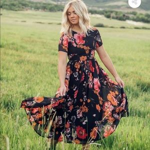 Jesse Kae Pensive Poppy Dress
